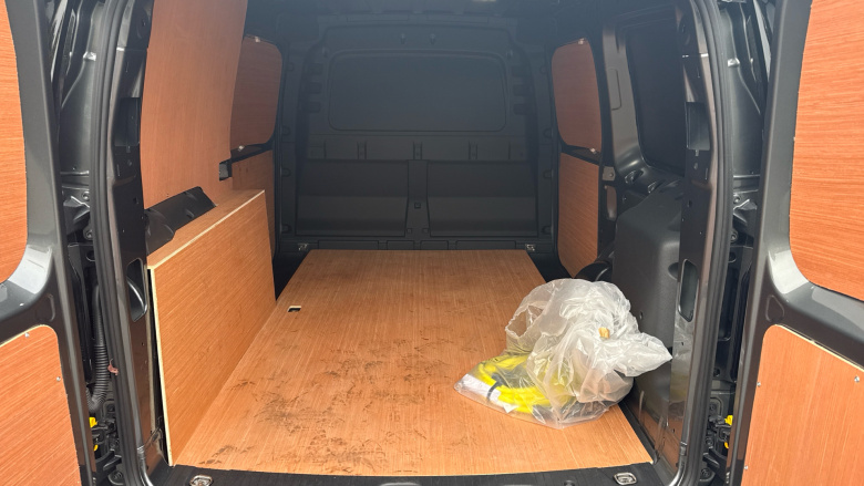 Ford Transit Connect 250 L2 Petrol 1.5 EcoBoost PHEV 150 Limited Van Auto